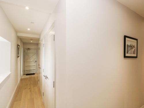 A szálláshely kívülről, 21 The Rest in Rest Bay