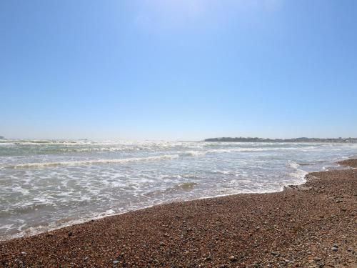 Ocean Retreat - image 5