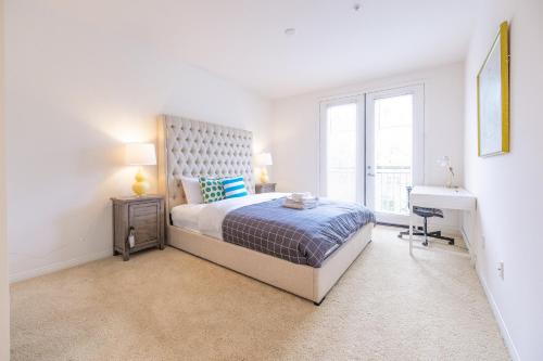 Irvine Spectrum 2 bedrooms/2 Bathrooms/Kitchen/pool/Apartment in Irvine, USA