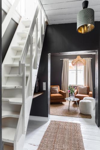 2 bedrooms, 2 beds