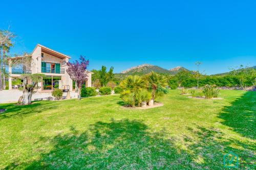 Five-Bedroom House image 4