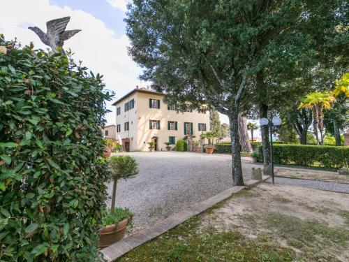 Holiday Home Giuggiolo - Giuggioli 1 by Interhome in Montefalconi