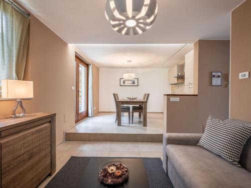  Apartment La Maison de Josephine - AOF100 by Interhome in Fénis