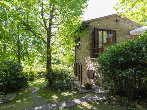 Holiday Home Cottage Contadina by Interhome in Cantalena