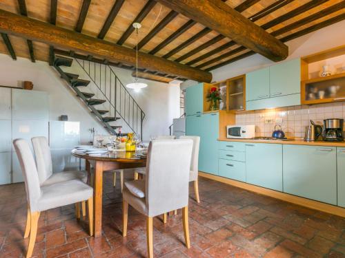 Apartment Giuggiolo - Giuggiolo 5 by Interhome in Montefalconi