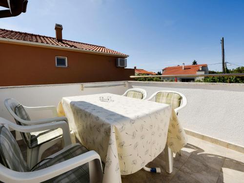  Apartment Josip-1 in Nin