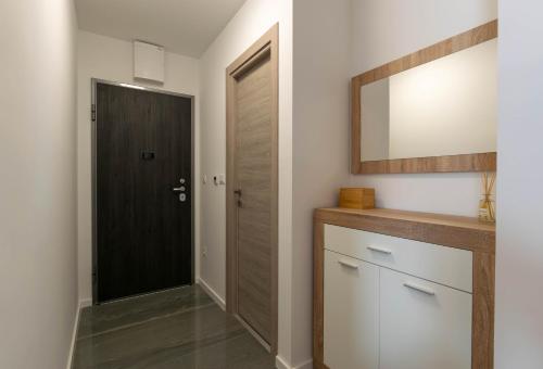 Empress apartment 5
