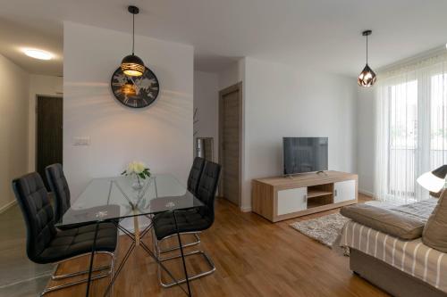 Empress apartment 2