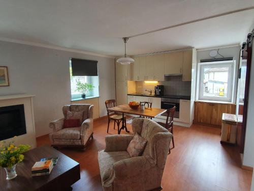  Apartment Pit Stop-2 by Interhome in Brissago