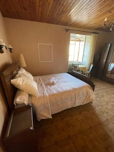 Maison de 3 chambres gîte à louer Ferrussac