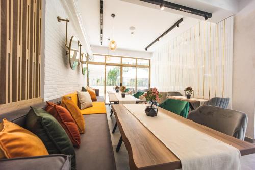 레스토랑, Hotel Zonya in 네세바르 시티 센터
