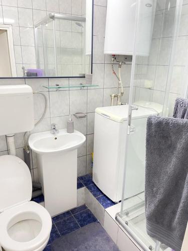 Cosy Apartment on an amazing location!, Skopje (foto 7)