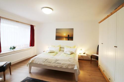 Haus am Kurpark Wohnung 18 in בוסום