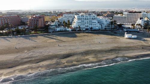  Bahía Serena in Roquetas de Mar