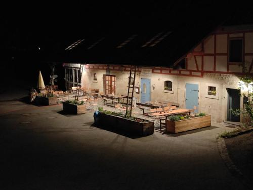 Hotelli välisilme, Gasthaus Holdermühle (Gasthaus Holdermuhle) in Creglingen