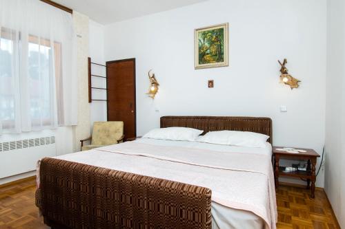 Two-Bedroom Apartment image 7