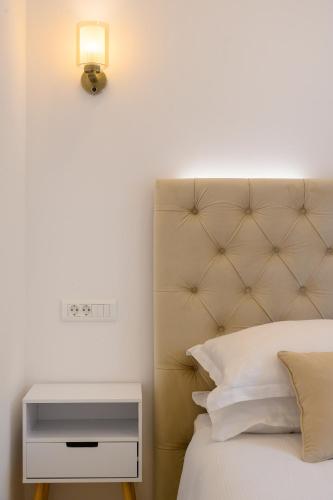 Double or Twin Room image 10