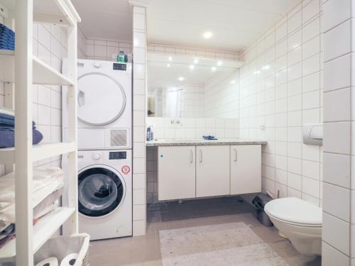 Spacious apartment on the Christianshavn canals, Copenhagen (photo 8)
