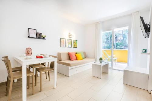 Apartamentos Flor los Almendros - image 12