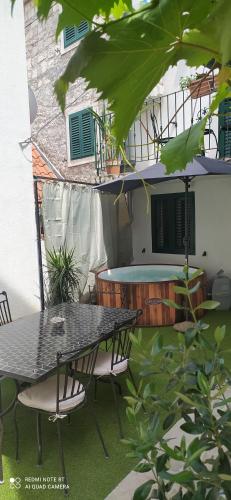 Villa Angie Old Town with jacuzzi