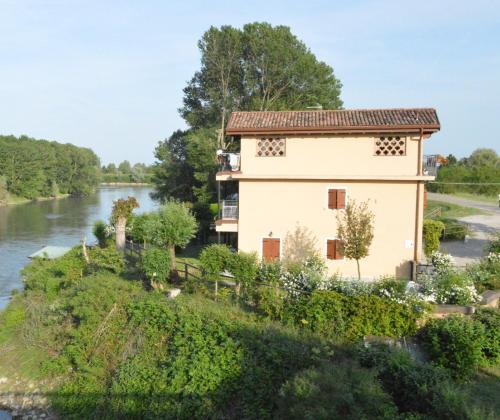 B&B La Casa sul Fiume 5