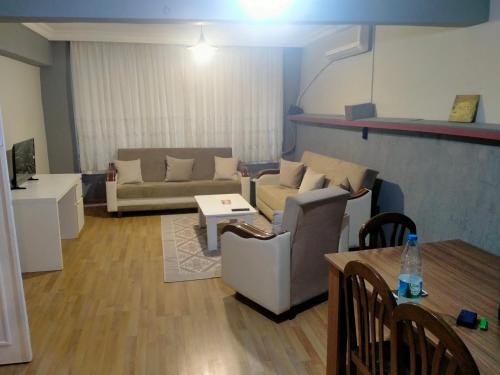 2 bedrooms central area located appartment 1floor