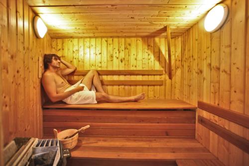 La cabane des "Aventuriers" de Nature et Océan à côté de la plage