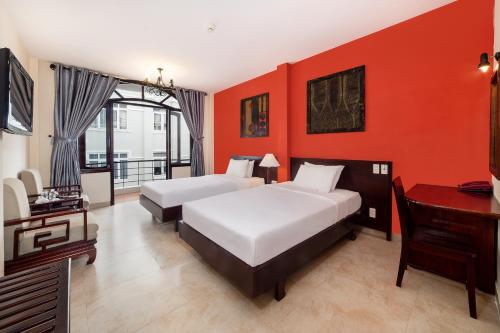 Gold Coast Da Nang Hotel - Tap to explore photos