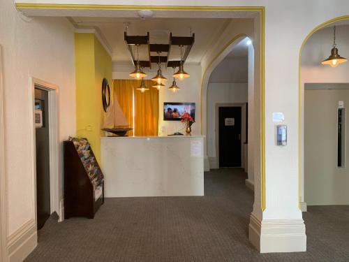 Lobby, Pearl & Pebbles Eastbourne in Eastbourne