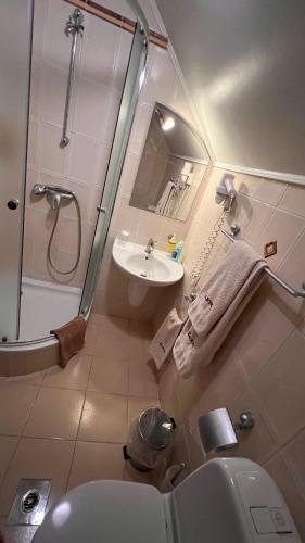 康普勒克斯巴豪斯酒店 康普勒克斯巴豪斯酒店