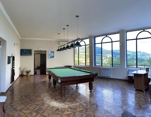 Yolyans Hotel in Goris