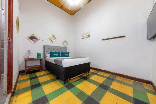 room detail thumbnail 1