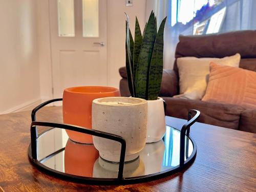 Modern three-bedroom home with free parking gîte à louer Rainhill Railway Station