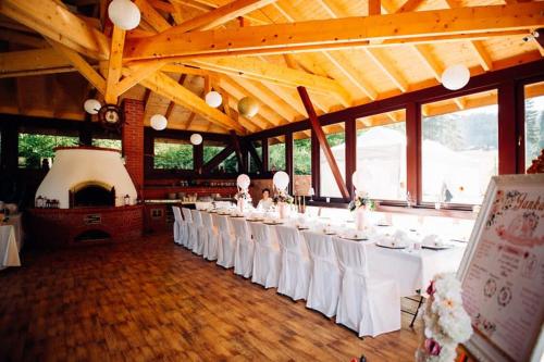 Hotel Lacu Rosu - image 9