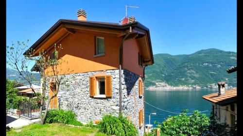 Luxury Lakefront Maisonette