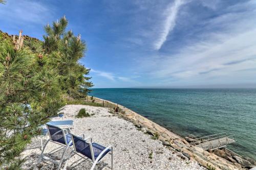 Breezy Cape Escape with Private Ocean Overlook!