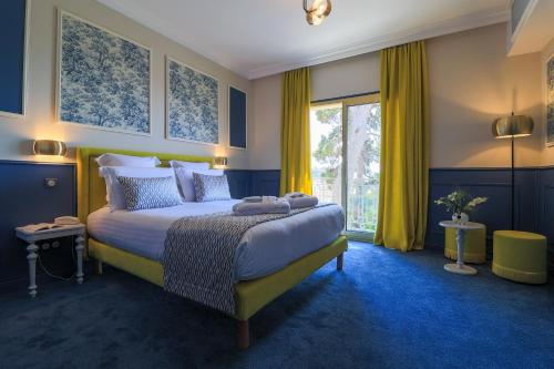 Classic Double Room with Sea View