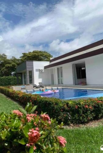 . Casa Campestre para Familias Cerca a Villavicencio
