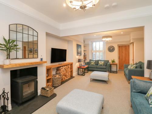 Hazelnut Cottage - image 4