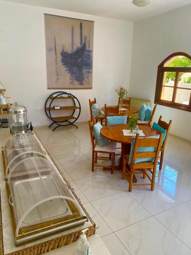 Candia Hotel, Crete