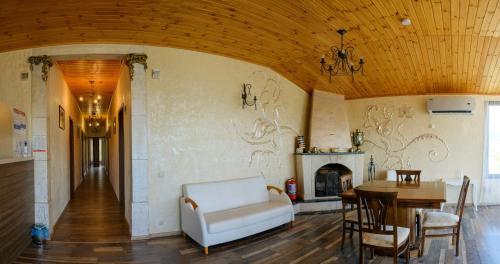 Удобства, Villa Lata in Misaktsieli