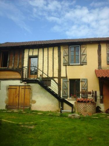 A szálláshely kívülről, Gîte l'appel de la Forêt (Gite l'appel de la Foret) in Lourdes Városközpont