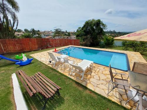 Piscina Climatizada - Chácara em Condominio