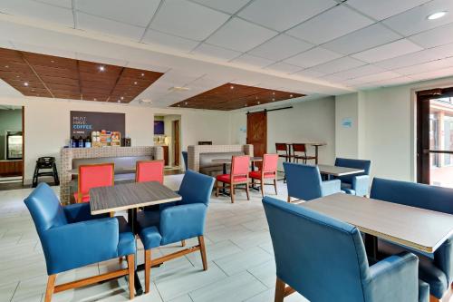 餐飲選擇, Holiday Inn Express Hotel And Suites Bad Axe By IHG in 巴德阿克斯