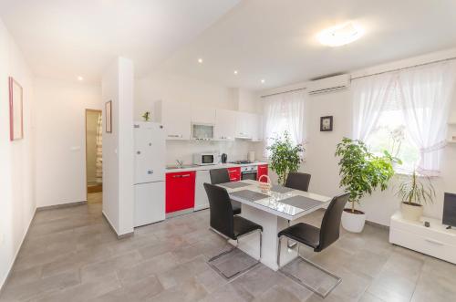 Apartment Luka - Rupe