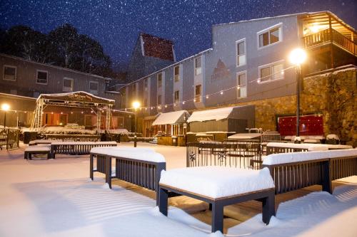 โรงแรมเธรดโบ อัลไพน์ (Thredbo Alpine Hotel) in เธรดโบวิลเลจ