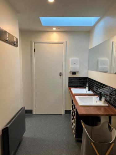 ห้องน้ำ, The Dorset Hotel in เดอร์บี้