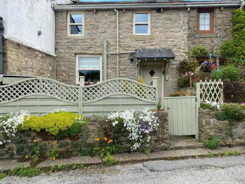 4 Castle View - Barnoldswick