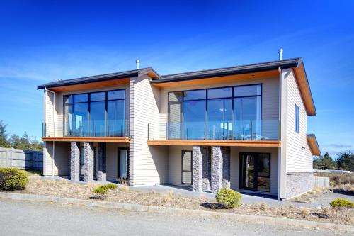 Entrance, Parkview Apartments in Tongariro National Park