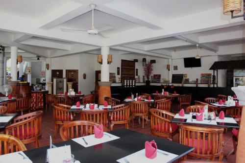 サティヴァ サヌール コテージ ホテル2